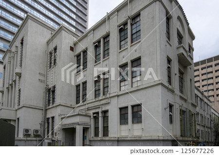 Retro-styled building at the Nishi-Shinbashi campus of Jikei University (Tokyo Jikei University of Medicine) (Nishi-Shinbashi, Minato-ku, Tokyo) Retro-styled building at the Nishi-Shinbashi campus of Jikei University (Tokyo Jikei University of Medicine) (Nishi-Shinbashi, Minato-ku, Tokyo) 125677226