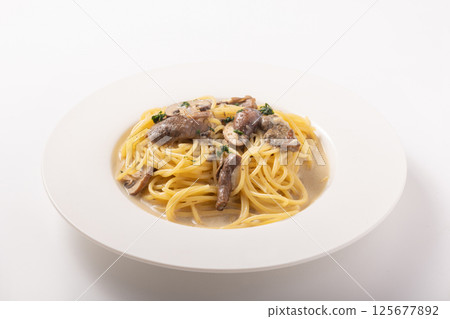 牛肝菌蘑菇奶油意麵 125677892