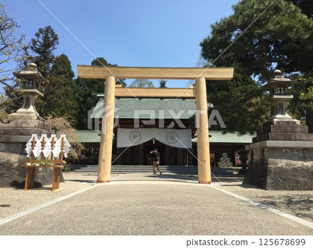 The torii gate of Imizu Shrine (2015) 125678699
