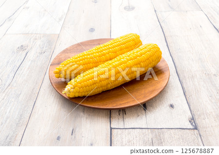 Sweet corn Sweet corn 125678887