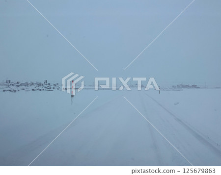 白茫茫的路 125679863