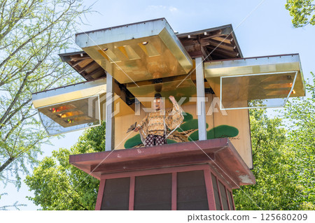 A mechanical clock of Ieyasu dancing Noh (Okazaki Castle Park, Okazaki City, Aichi Prefecture) 125680209