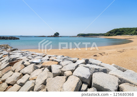 Azuri Beach (Shima Town, Shima City, Mie Prefecture) Azuri Beach (Shima Town, Shima City, Mie Prefecture) 125680368