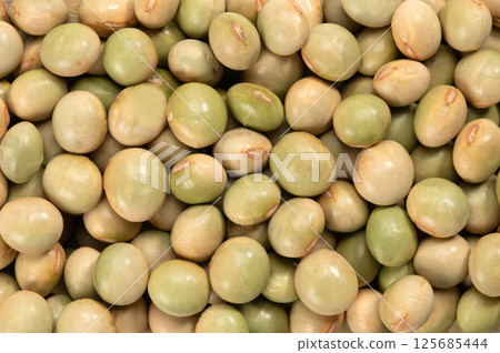 Dried green soybeans from Yamagata Prefecture Dried green soybeans from Yamagata Prefecture 125685444