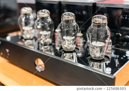 Tube amp 125686303