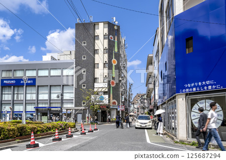 Yutenji Station, cityscape of Meguro Ward, Tokyo Yutenji Station, cityscape of Meguro Ward, Tokyo 125687294