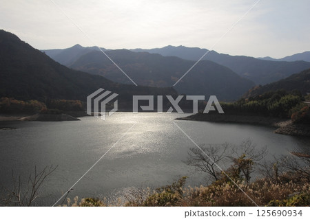 Autumn leaves around Dozan River, Shikoku Chuo City, Ehime Prefecture 125690934