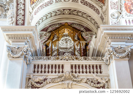Passau, Germany - Apr 16, 2025: Interior of St. Stephans cathedral in Passau, Germany with famous organ pipes 125692002