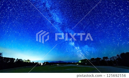 Golf image Night sky Grass Stylish Background material Flyer, banner, video material AI-generated material 125692556