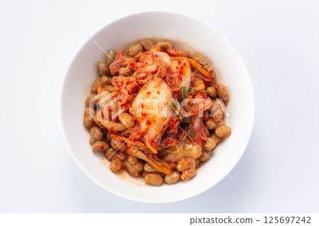 Natto kimchi 125697242