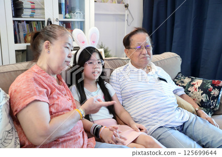 East Asian Family East Asian Family 125699644
