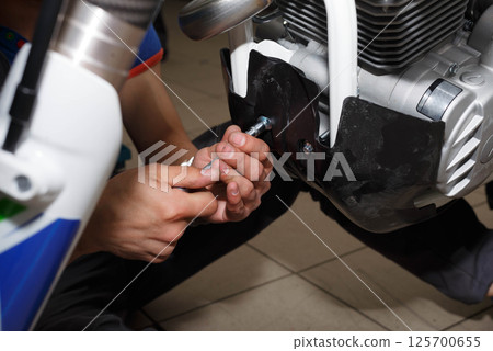 Removing platistikovoy protection from a motorcycle.. Repair, diagnostics or malfunction. Removing platistikovoy protection from a motorcycle.. Repair, diagnostics or malfunction. 125700655