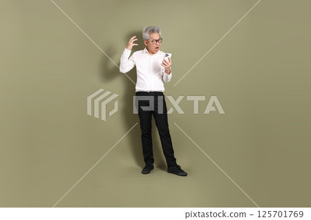 Active Senior Businessman Active Senior Businessman 125701769