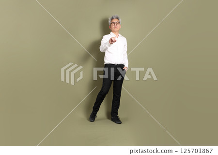 Active Senior Businessman Active Senior Businessman 125701867