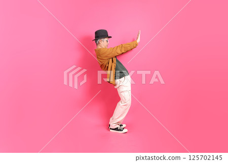 Active Senior Man 125702145