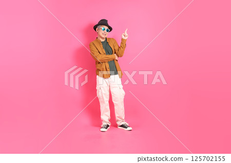 Active Senior Man 125702155