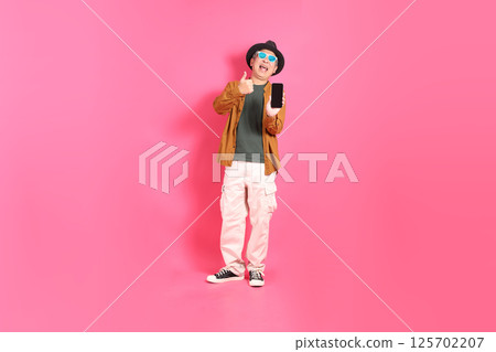 Active Senior Man Active Senior Man 125702207