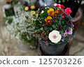 gardening  125703226