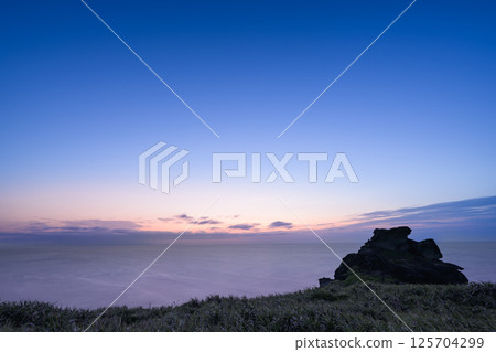 日落後，石垣島岡崎出現神祕的魔幻時刻風景 125704299