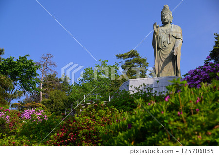 鹽船觀音寺:鮮花與歷史的寺廟 鹽船觀音寺:鮮花與歷史的寺廟 125706035