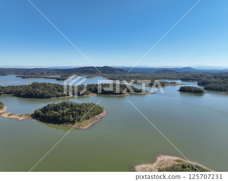 [Hokkaido from the sky] A moment of summer at Lake Shumarinai 125707231