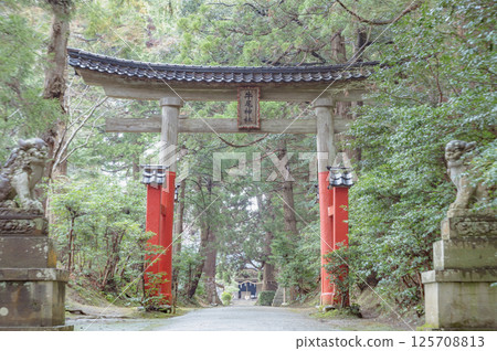 佐渡牛尾神社 125708813