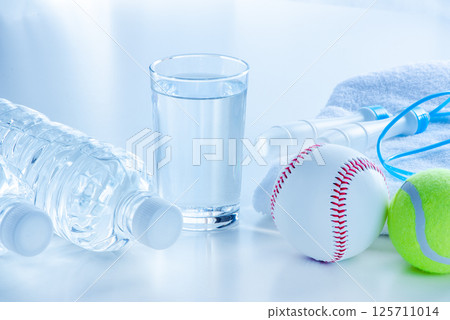 補水、運動、預防中暑 補水、運動、預防中暑 125711014