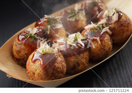 Steaming takoyaki 125711224