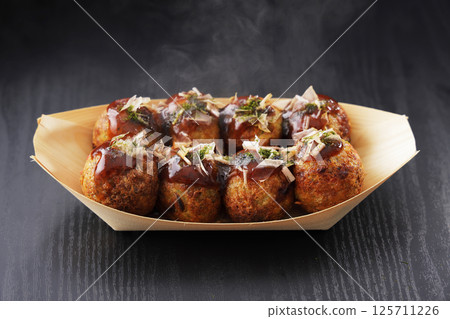 Steaming takoyaki 125711226