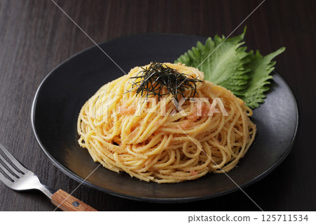 鱈魚子海藻義大利麵 鱈魚子海藻義大利麵 125711534