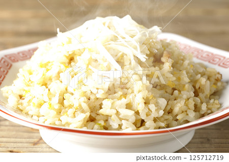 Hot fried rice photographed separately Hot fried rice photographed separately 125712719