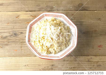 Hot fried rice photographed separately Hot fried rice photographed separately 125712733