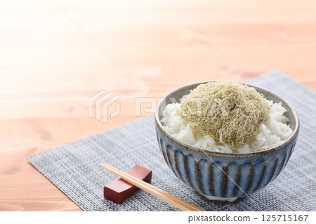 Tororo kelp rice (Tororo kelp rice bowl) 125715167