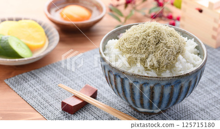 托羅羅海帶飯（托羅羅海帶飯） 125715180