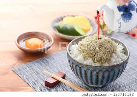 Tororo kelp rice (Tororo kelp rice bowl) Tororo kelp rice (Tororo kelp rice bowl) 125715188