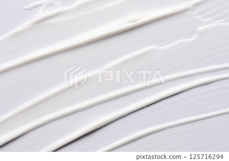 The texture of a cosmetic cream for the body or face 125716294