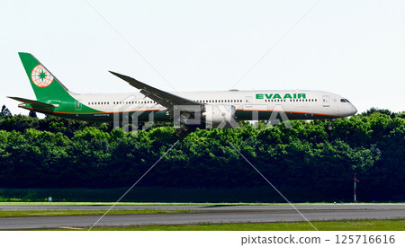 EVA Air Boeing 78X Juyosan left approach 125716616