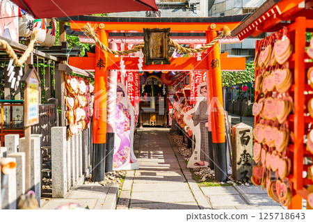 大阪市北區曾根崎、露湯天神社（大初天神）、海雲稻荷神社 125718643