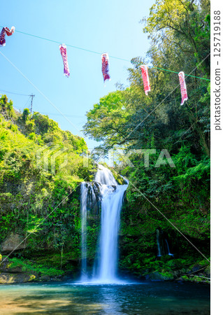 大分縣玖須郡初夏的Jion瀑布 125719188