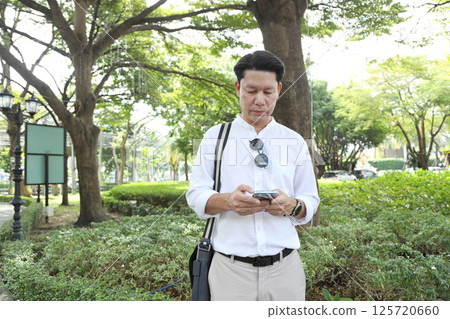 Asian Busimess People 125720660