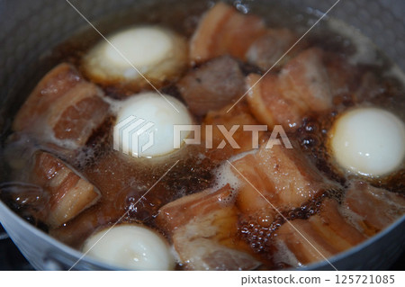 How to make braised pork How to make braised pork 125721085