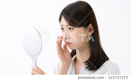 皮膚問題 皮膚護理 皮膚問題 皮膚護理 125721373