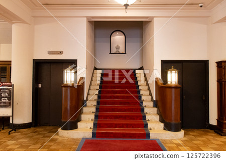 位於滋賀縣大津市柳崎湖畔公園的琵琶湖大津館內部 位於滋賀縣大津市柳崎湖畔公園的琵琶湖大津館內部 125722396