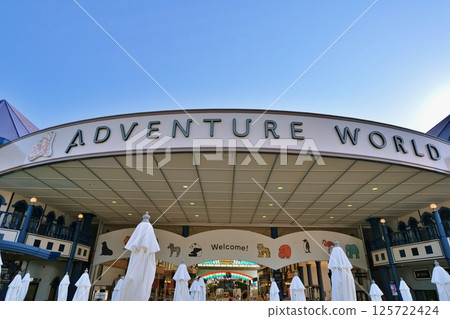 冒險世界風景 125722424