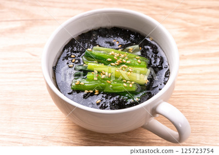 小松菜海帶湯 小松菜海帶湯 125723754