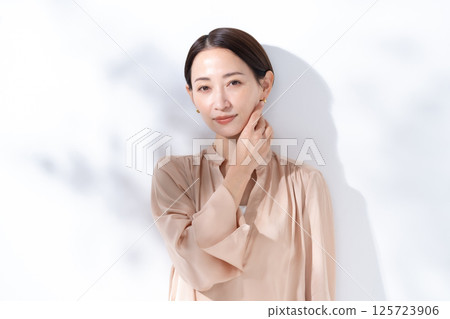 Sunshine Beauty Summer 125723906