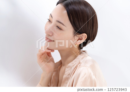 Sunshine Beauty Summer Sunshine Beauty Summer 125723943