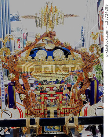 [Nihonbashi 4 Districts Union & Kanda Festival] A gorgeous and gorgeous portable shrine 125724299