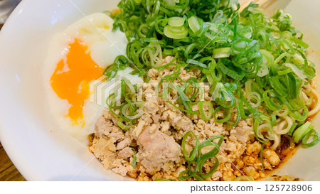 Hiroshima's deliciously spicy dry tantan noodles Hiroshima's deliciously spicy dry tantan noodles 125728906