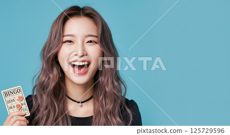 賓果遊戲中的開心笑容 125729596